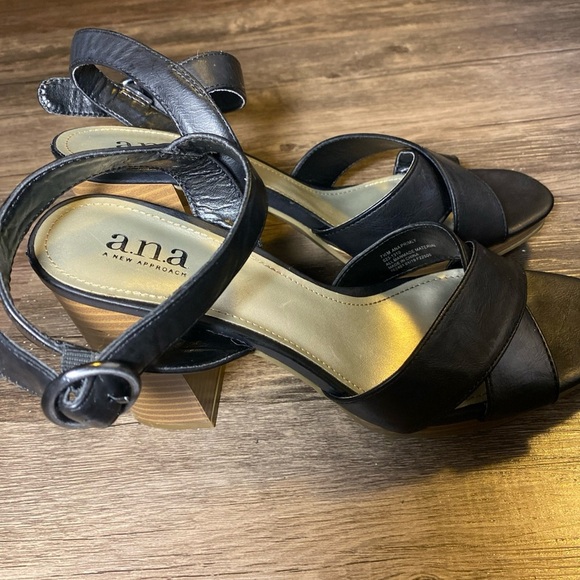 a.n.a Women’s Black Heels Size 7.5 Slingback - Picture 2 of 10